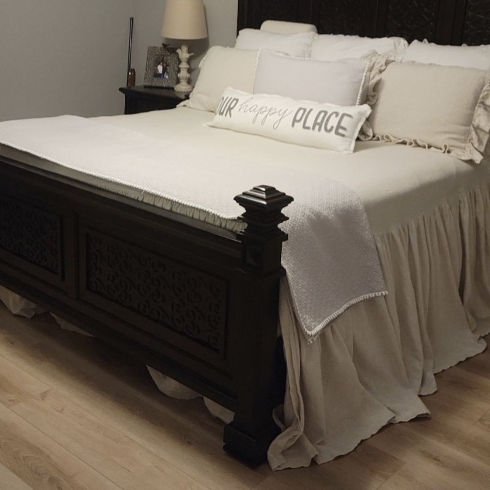Annie Selke Pine Cone Hill Wilton Bedspread With 3 Shams - Picture 2 of 7